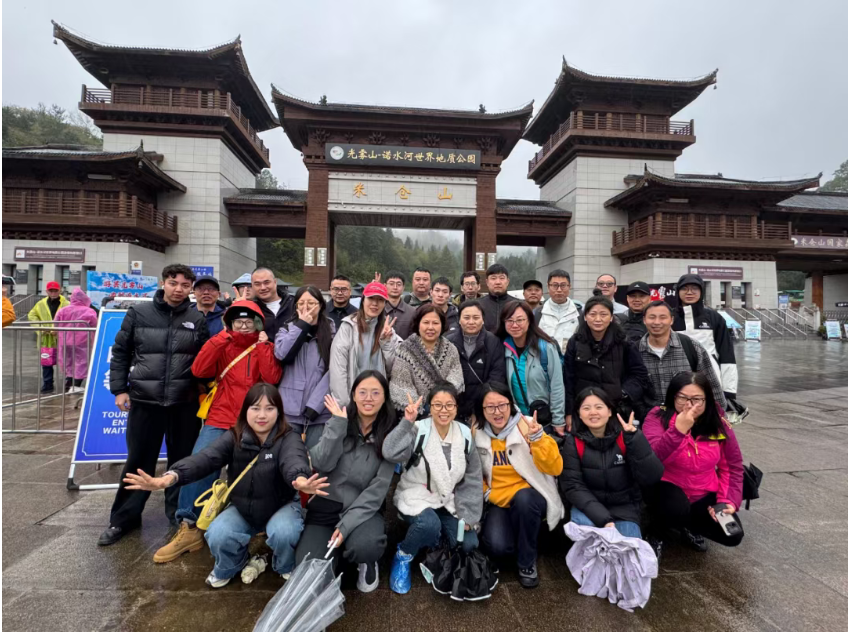 1761560056447854.png 1761560056447854.png